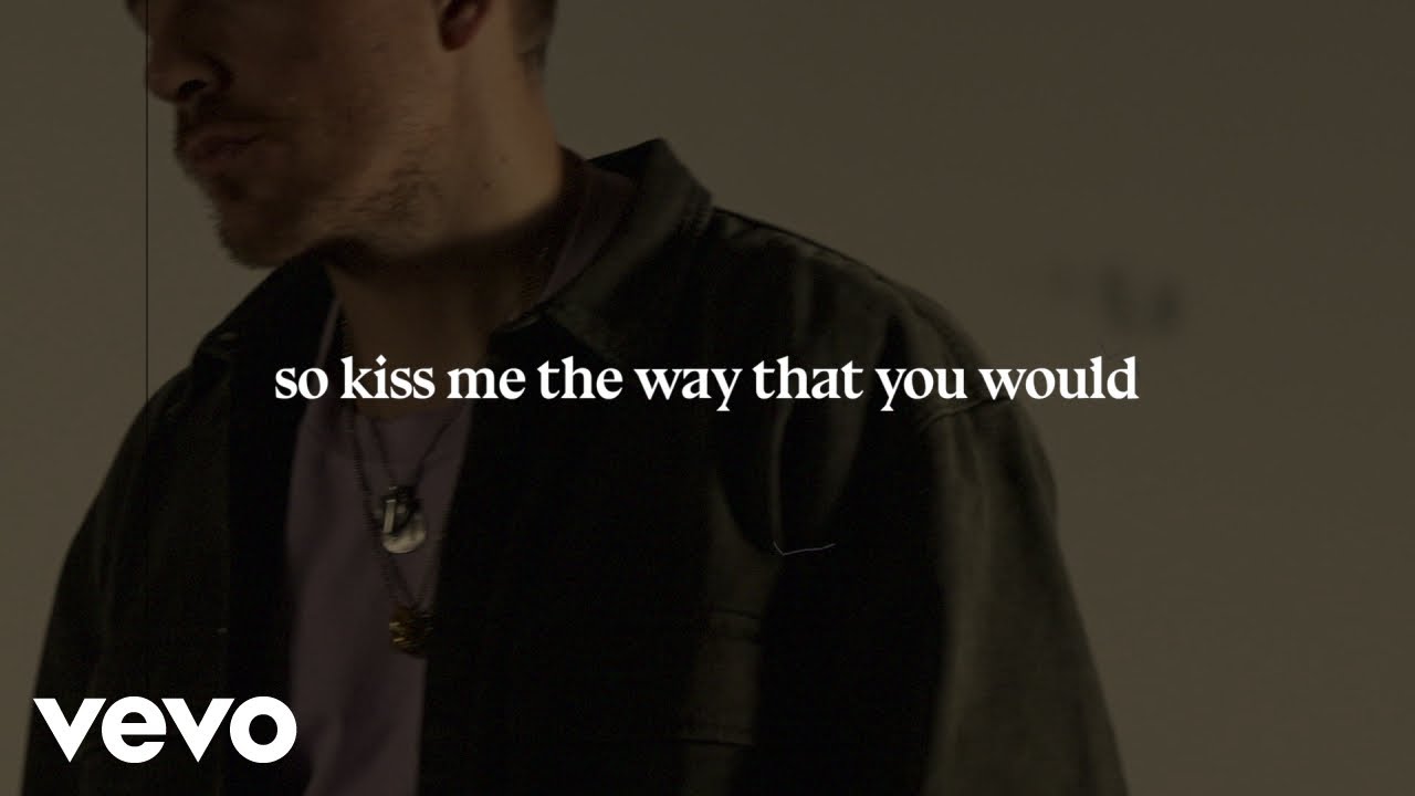 Dermot Kennedy - Kiss Me (Sonder Lyric Video)