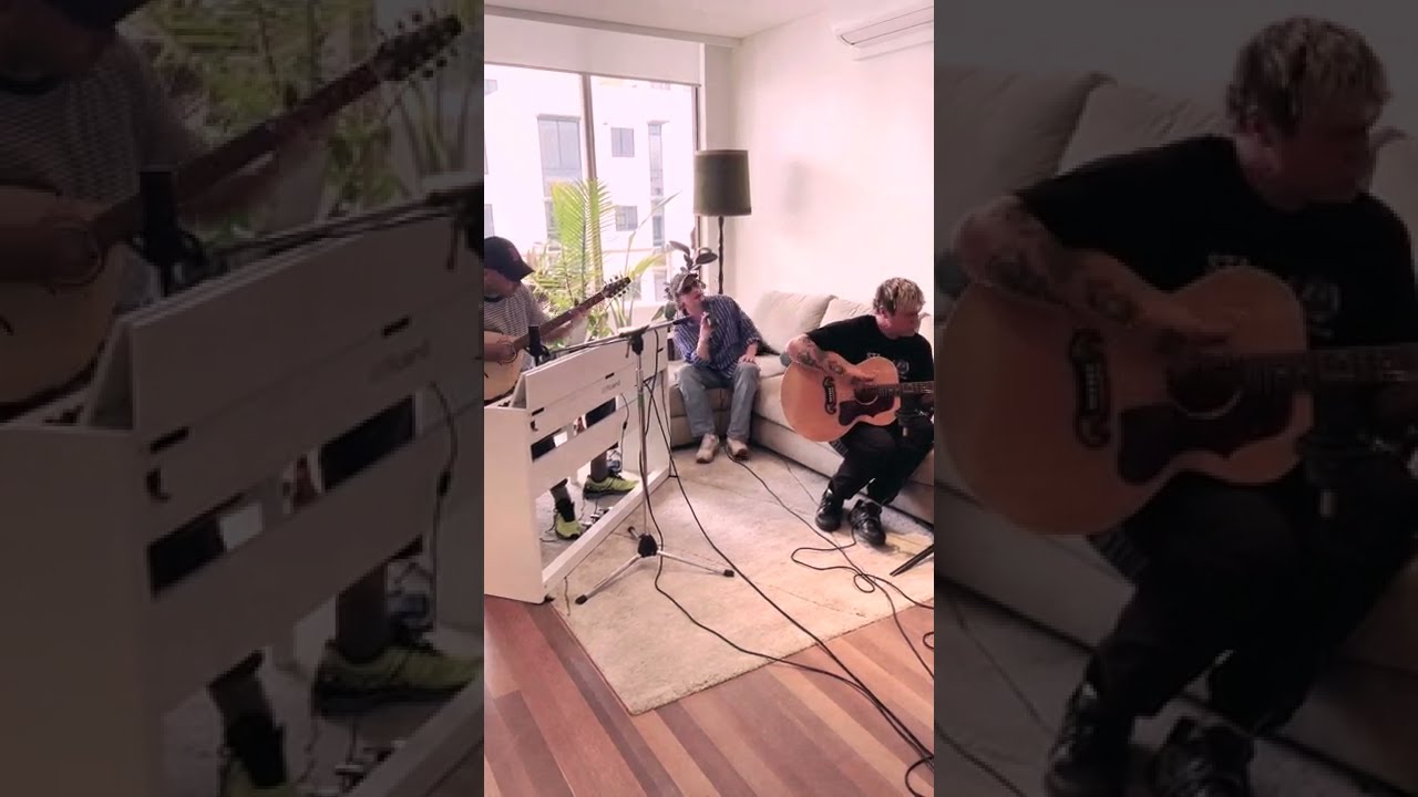 DMA'S - Everbody's Saying Thursday's The Weekend (Acoustic)