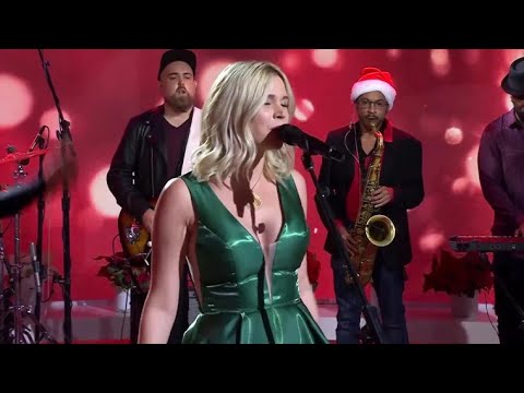 Joss Stone - What Christmas Means To Me Live on The Today Show