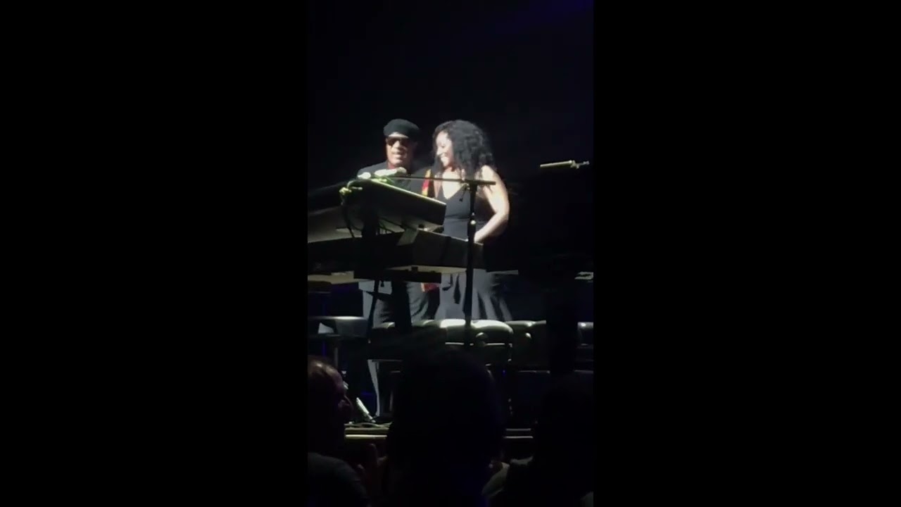Stevie Wonder Speaks About Jody Watley In Concert Intro