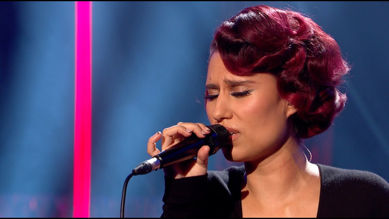 RAYE - 'The Thrill Is Gone.' Live On The Graham Norton Show