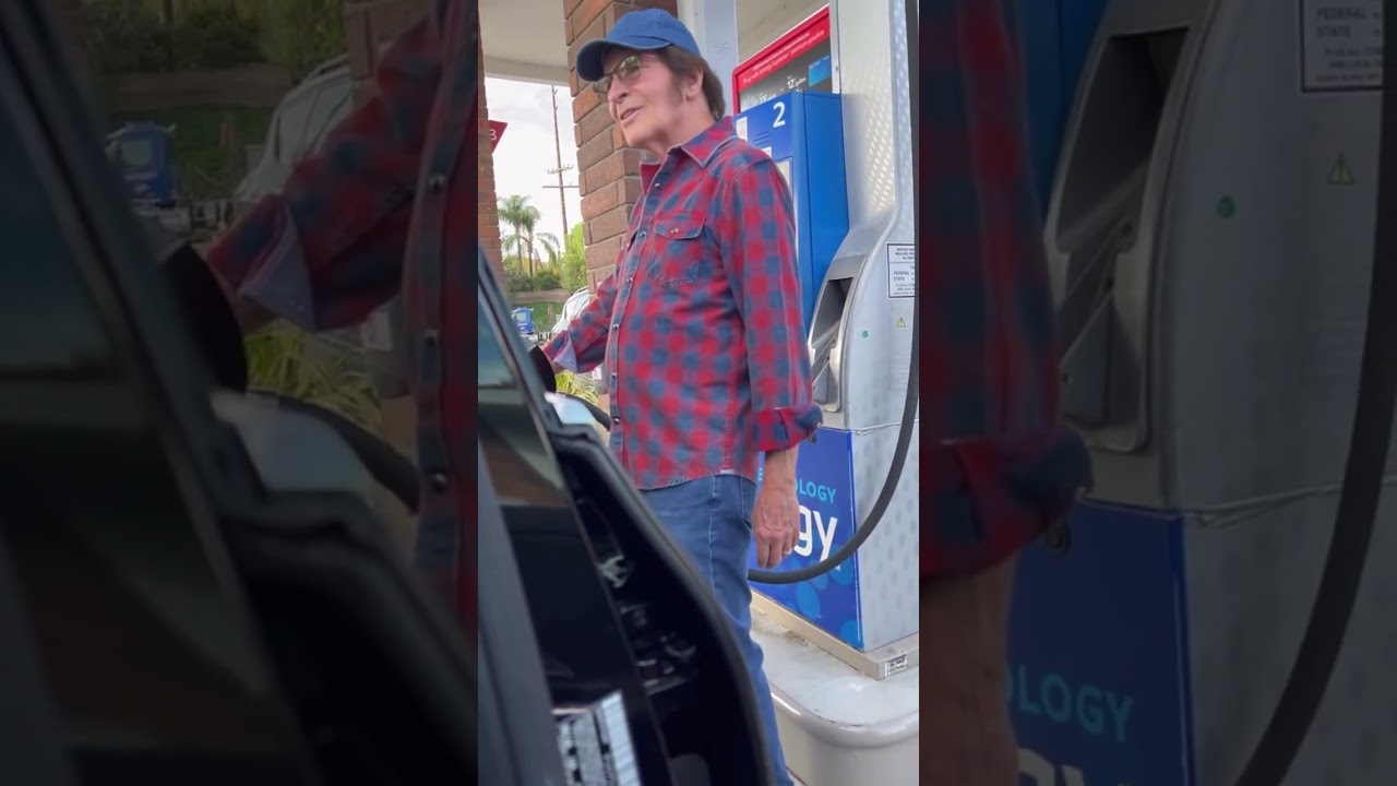 John Fogerty Listens to Proud Mary  at Gas Station