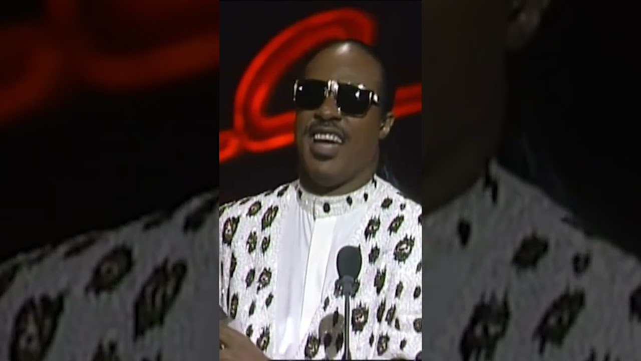 It has now been over 33 years since Stevie Wonder presented Neil with the AMA’s Award of Merit!