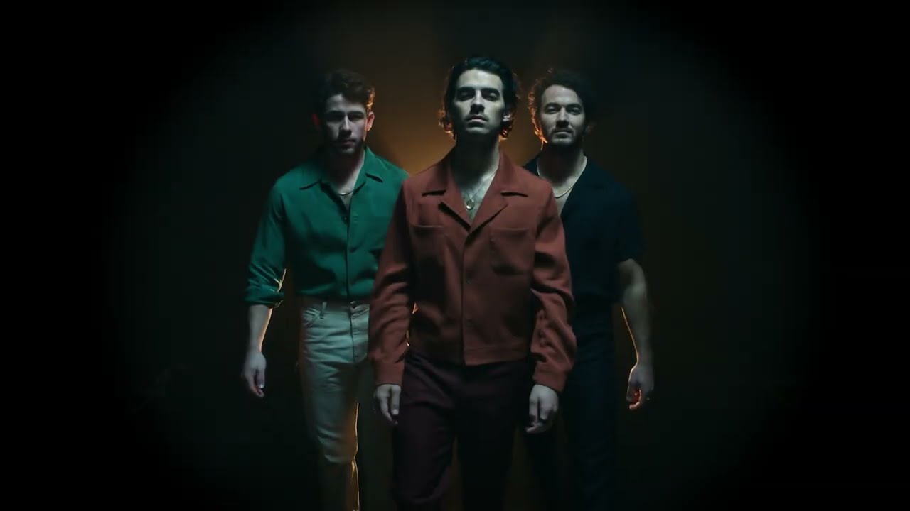 Jonas Brothers - THE ALBUM Available May 5th