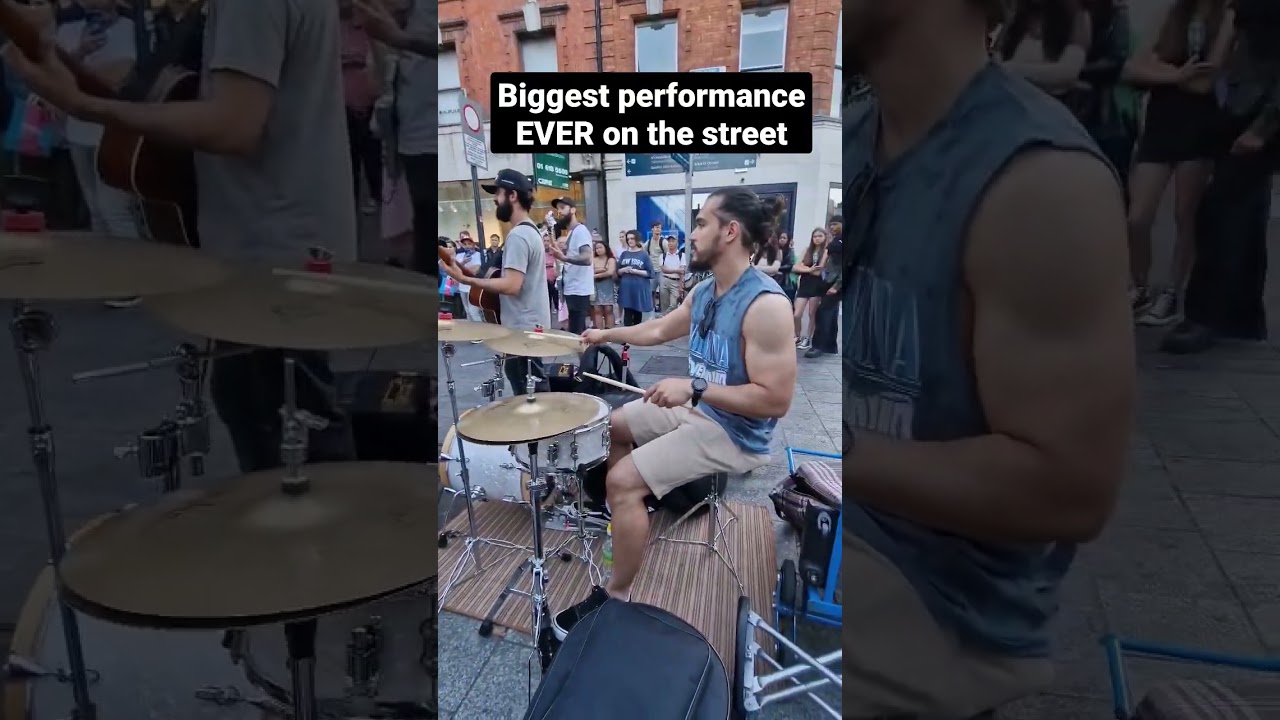 Biggest performance EVER on the street.