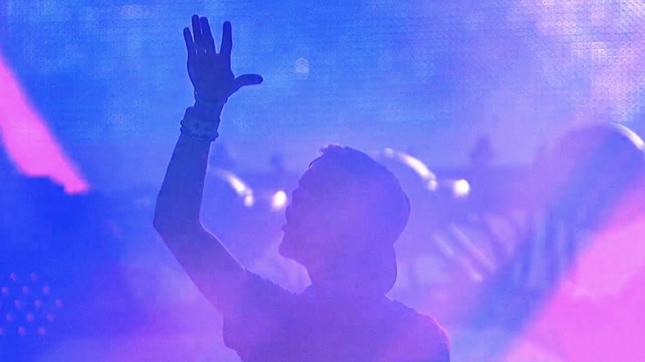 Avicii -  Addicted To You ft. Audra Mae and Dear Boy ft. MØ, Ultra Music Festival, Miami, 2013-03-22