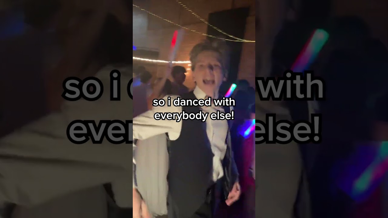 I went to prom with a fan... part 2!