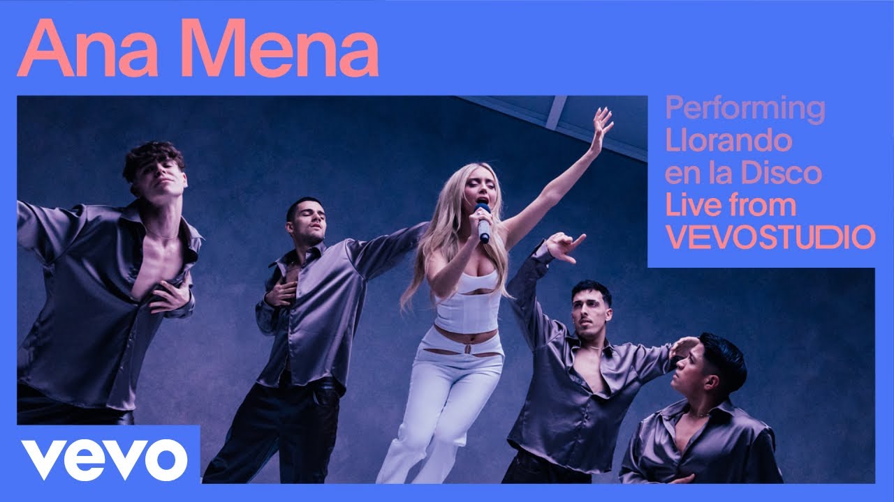 Ana Mena - Llorando en la Disco (Live) | Vevo Studio Performance