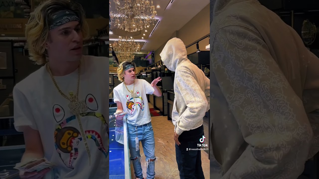 Ness The Kid gets PRESSED by fan in the HOOD while buying 50,000$ chain