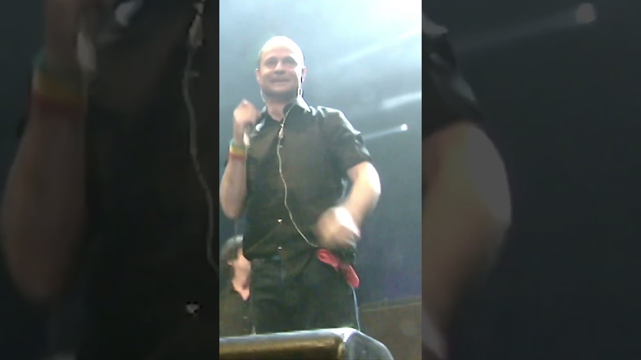 Mic stands… always causing problems.