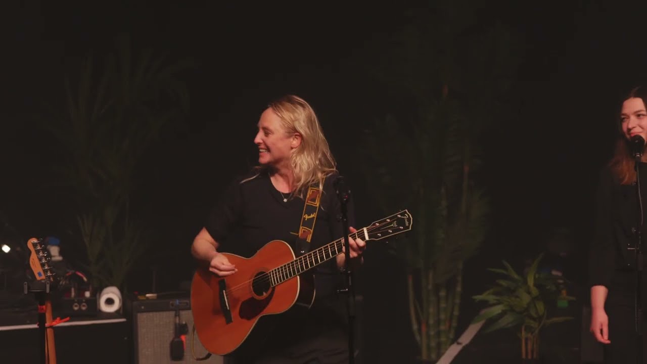 Lissie - Night Moves (Live from Koko)