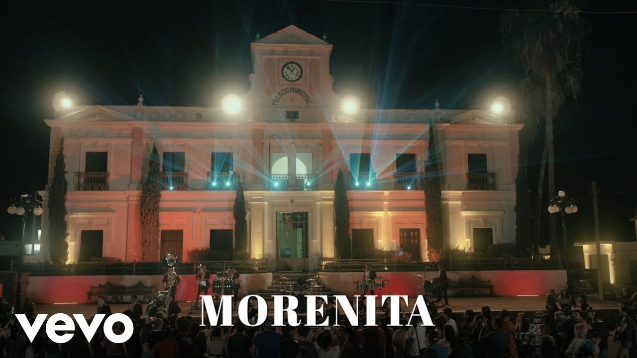 Calibre 50 - Morenita (LETRA/En Vivo)