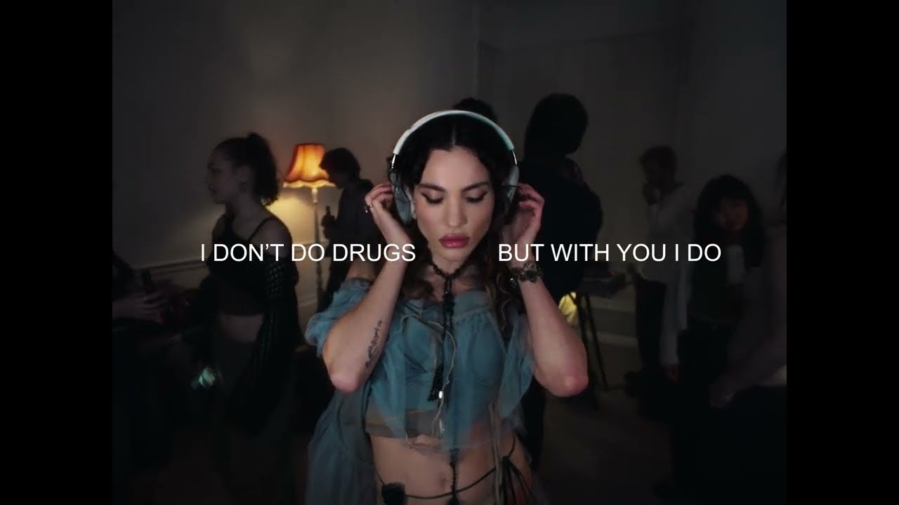 Mura Masa - Drugs (feat. Daniela Lalita)