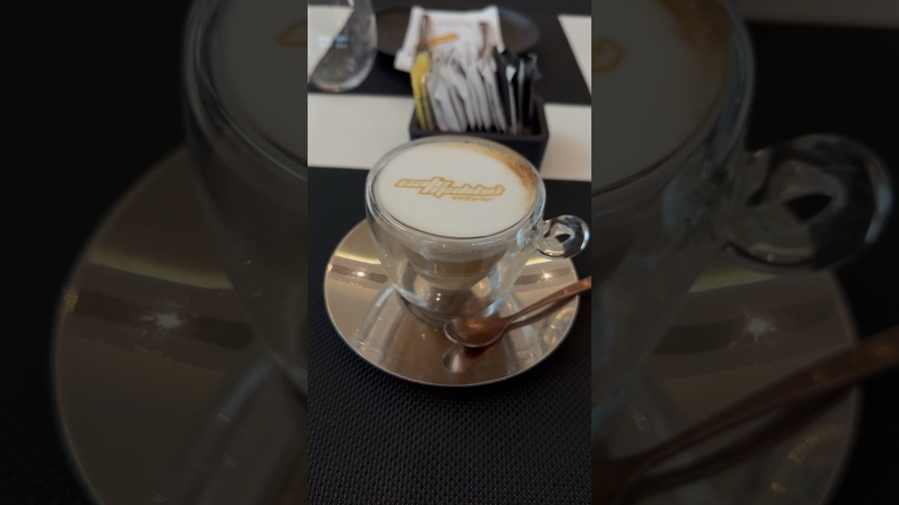No se olviden de tomar su cafesito todas las mañanas 😅 #youtubeshorts #cafemalibu #mora #saiko