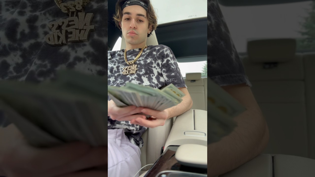 Counting 50,000$ Cash in the hood GONE WRONG👀