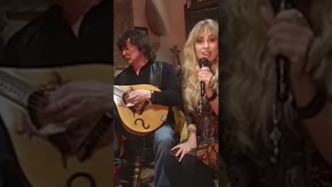 @CandiceNight and @RitchieBlackmoreOfficial  performing an acoustic medley during lockdown in 2020