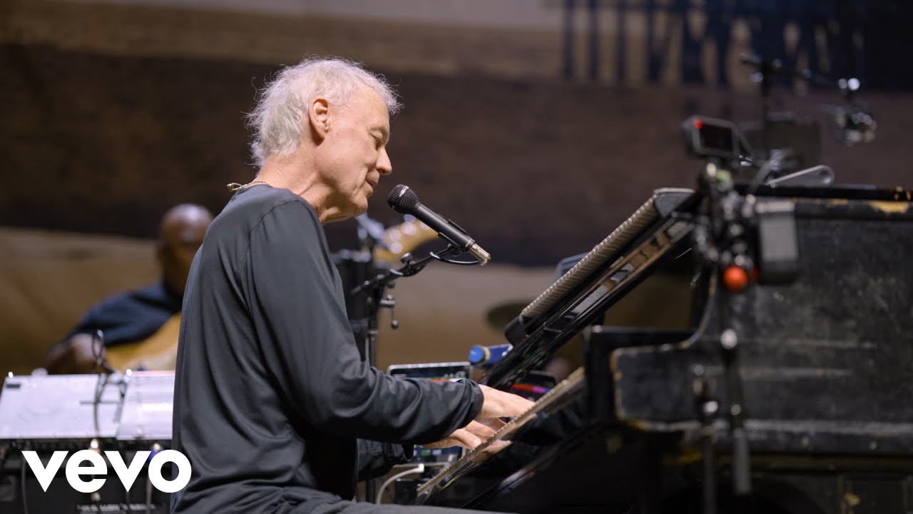 Bruce Hornsby & The Noisemakers - Living in the Sunshine (Live)