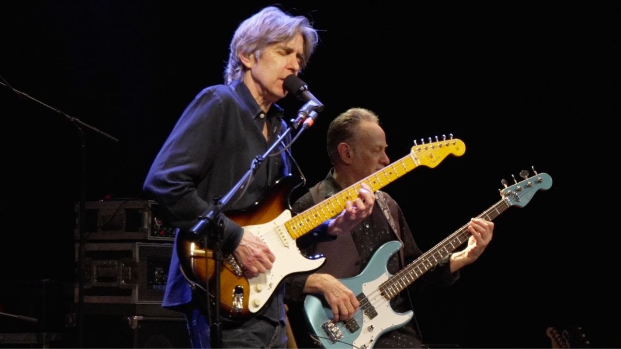 Eric Johnson - "Desert Rose" Live from the Paramount Theatre