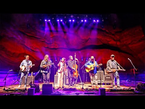 Greensky Bluegrass - "Holy Roller" feat. Sierra Ferrell Live at Red Rocks Amphitheatre - 09/16/2023