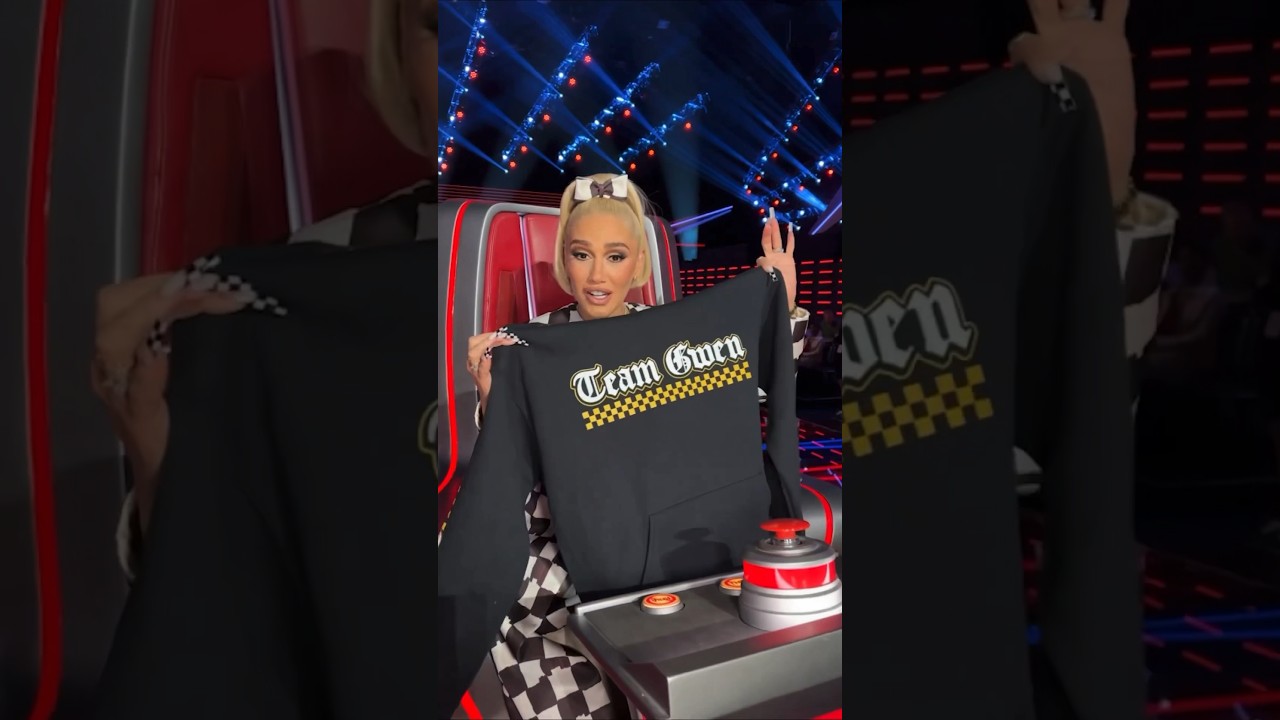 the moment u all have been waiting 4 🎉🎉 the s24 #teamgwen sweatshirt !! gx