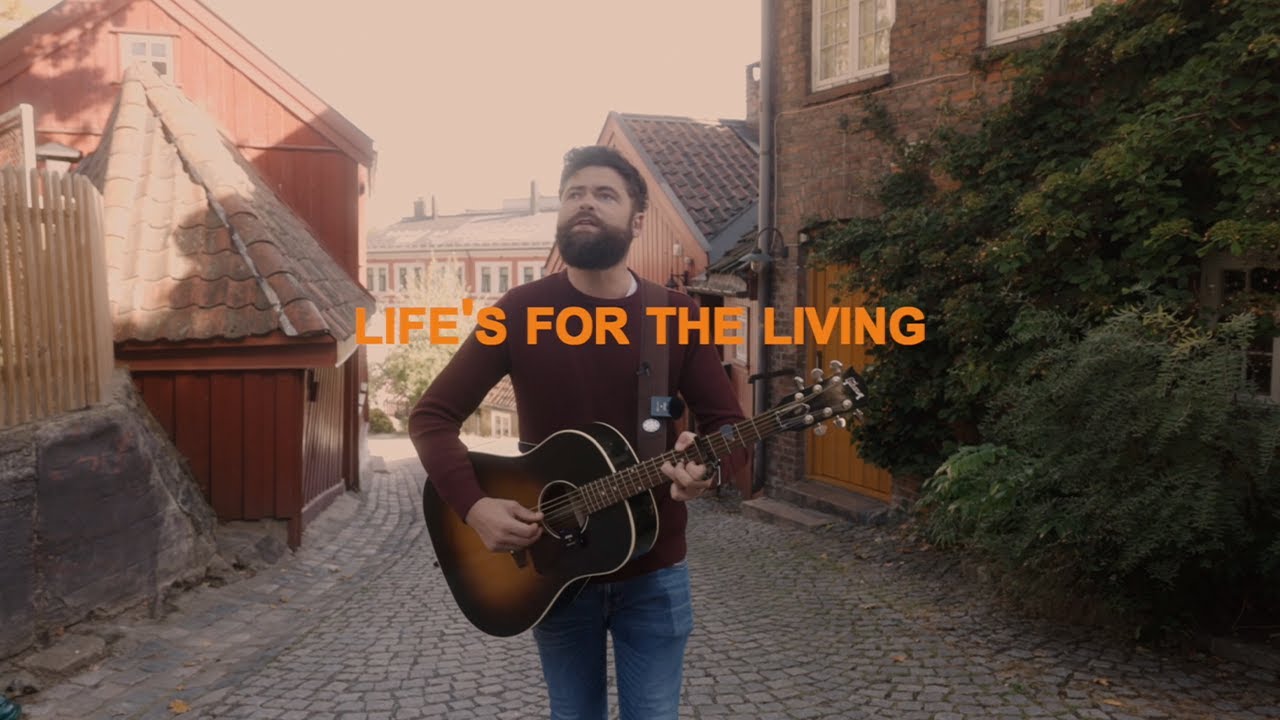 Passenger - Life’s For The Living (Official Acoustic Lyric Video)
