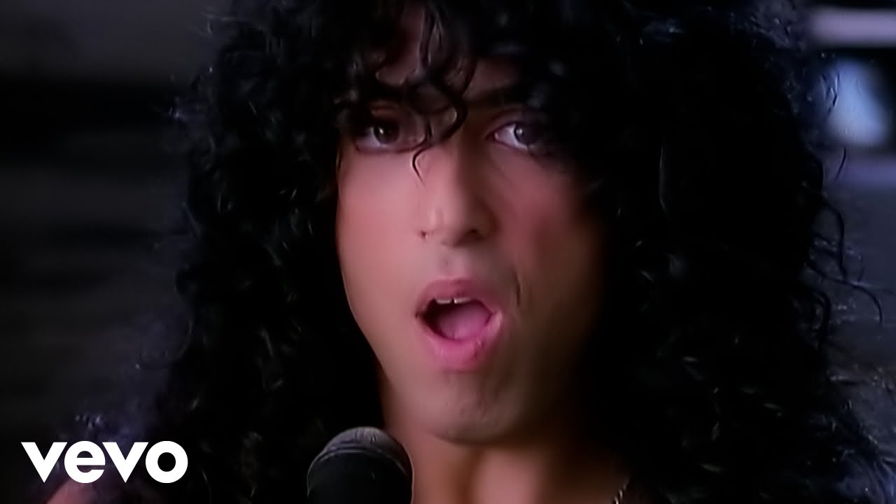 Kiss - God Gave Rock ‘n’ Roll To You II (Official Music Video)