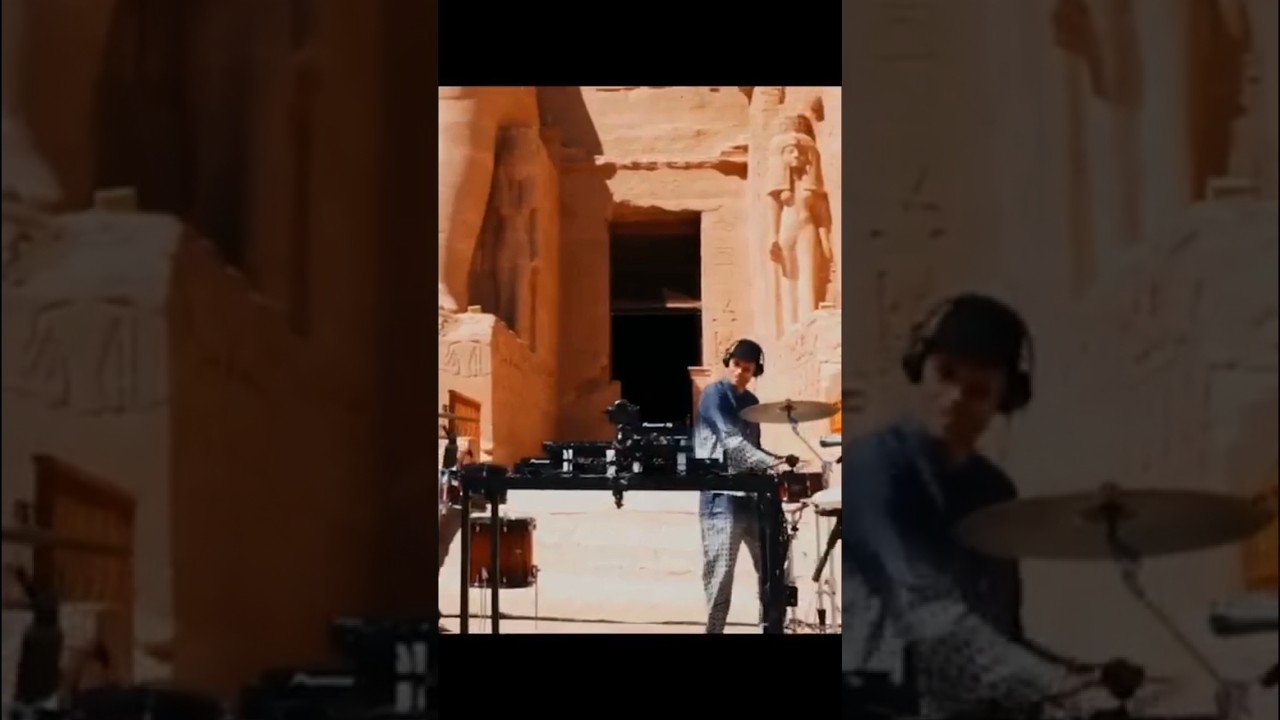 🏜️ Performing ‘Abu Simbel’ live in Egypt for our Cercle set.