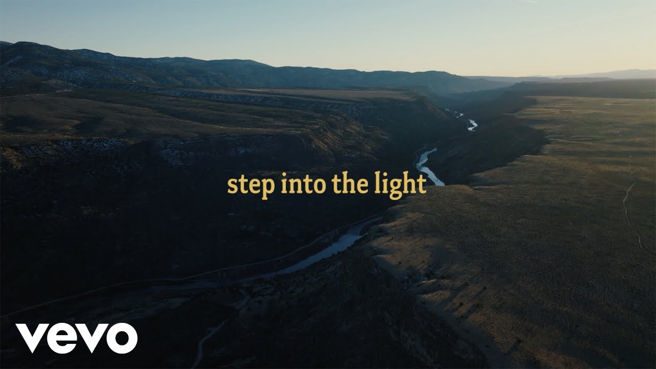 Aaron Taos - step into the light