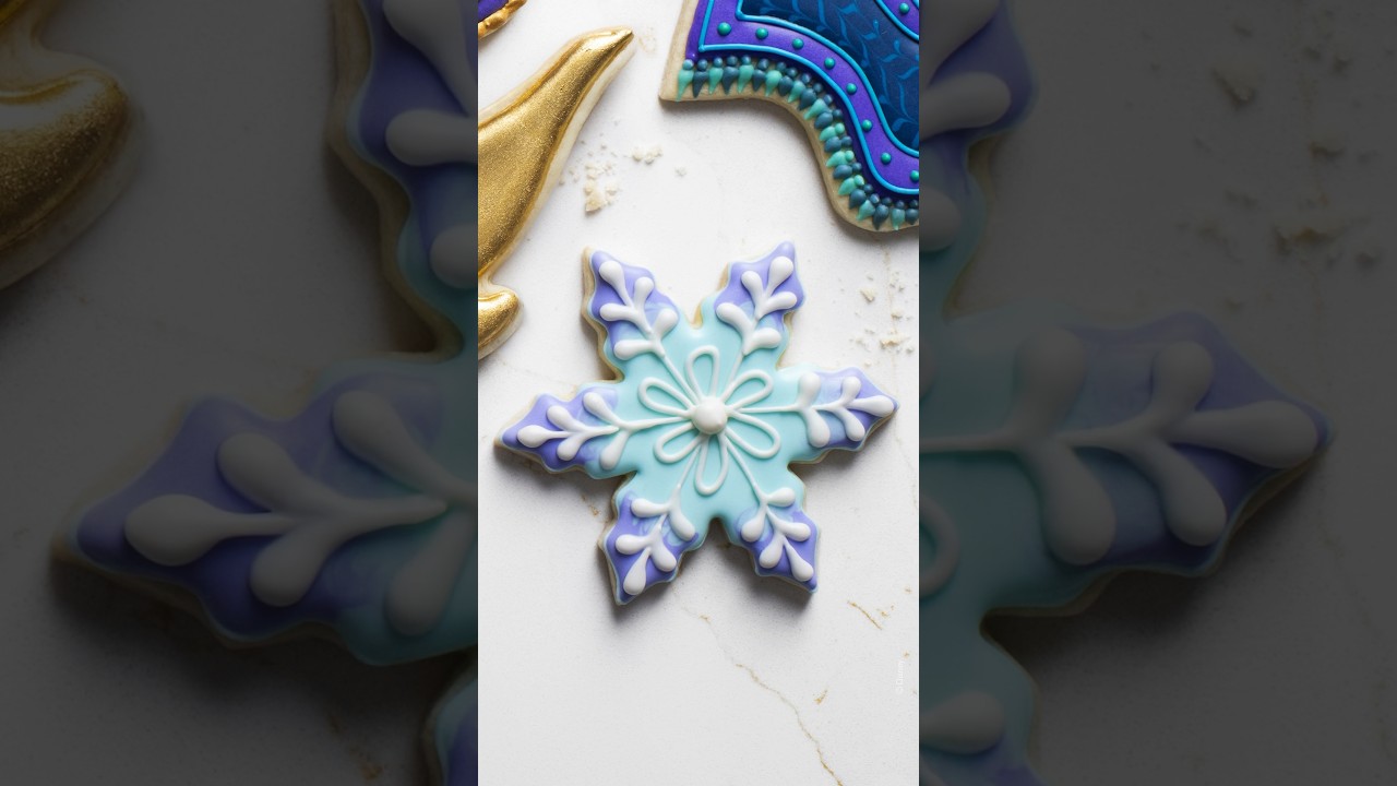 Watch this Frozen-themed cookie magically come to life in seconds! ❄️✨ #FROZEN #baking