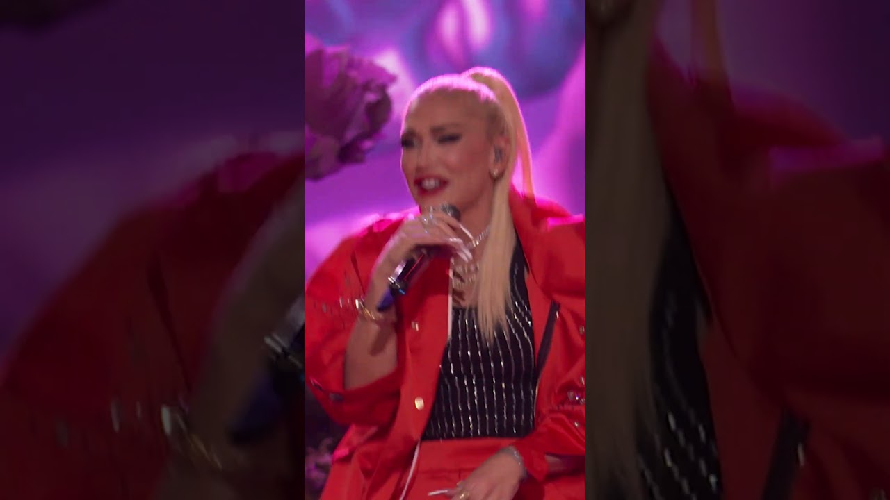 Gwen Stefani performing "True Babe"?! We are not worthy! 👏