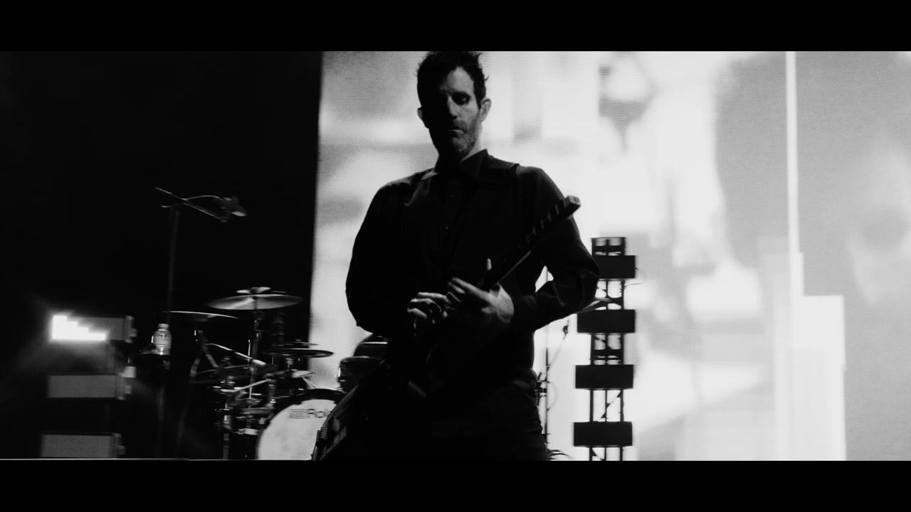 Pendulum & Scarlxrd - 'Mercy Killing' (Live Visualiser)
