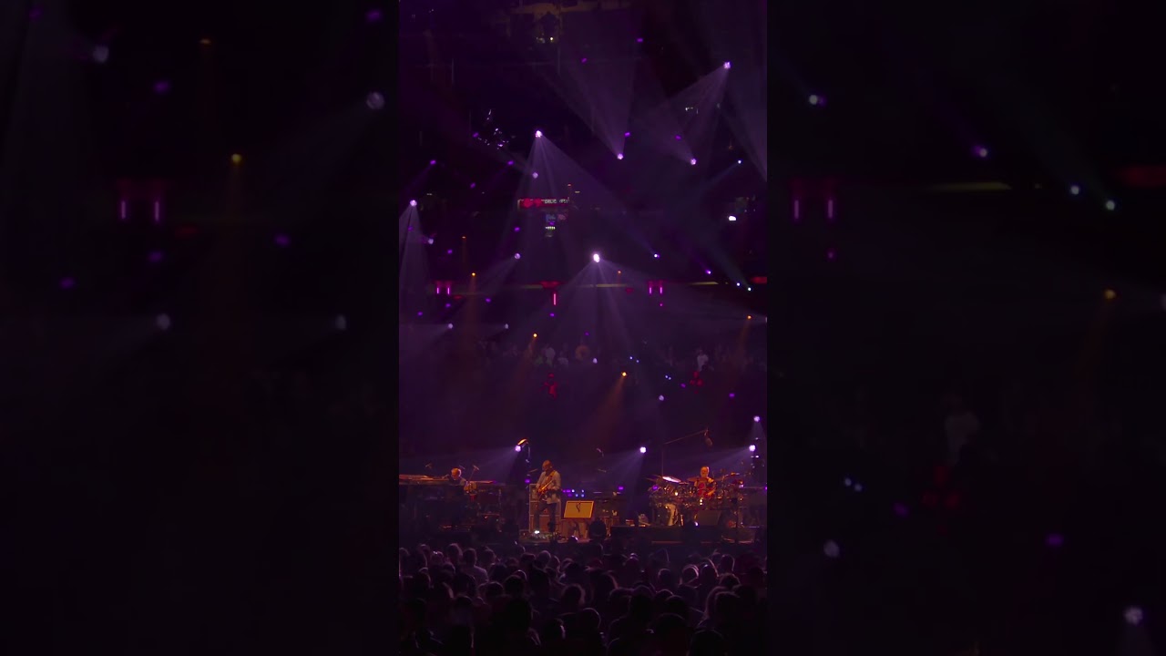 “Bathtub Gin” from Phish’s 12/28/23 show at The Garden. Entire 17+ minute song in channel. #phish