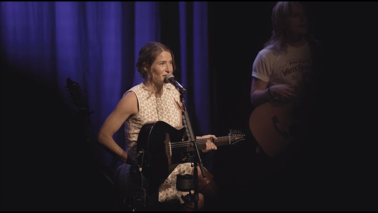 Caroline Jones - Day That I Die (Live at the Country Music Hall of Fame)