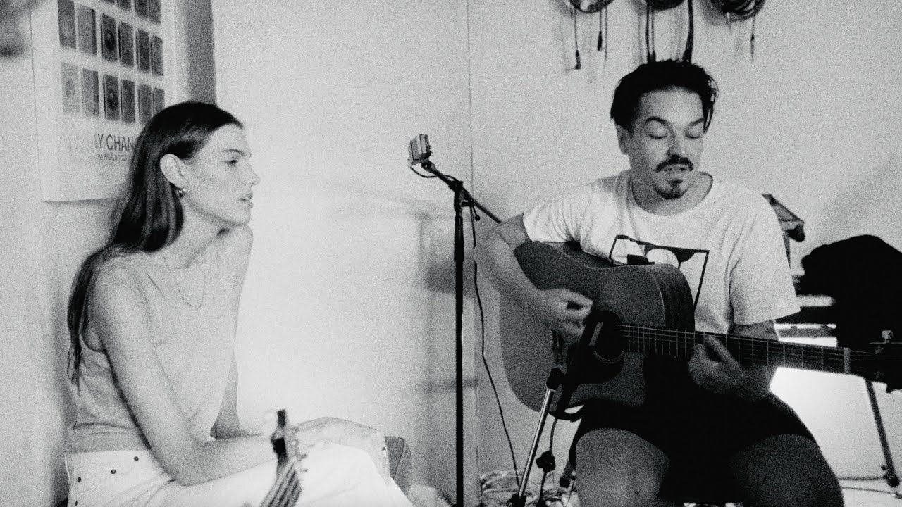 Milky Chance - History Of Yesterday feat. Charlotte Cardin (Live Session)