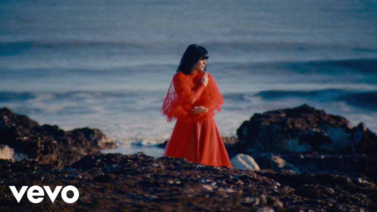 Bat For Lashes - The Dream of Delphi (Official Video)