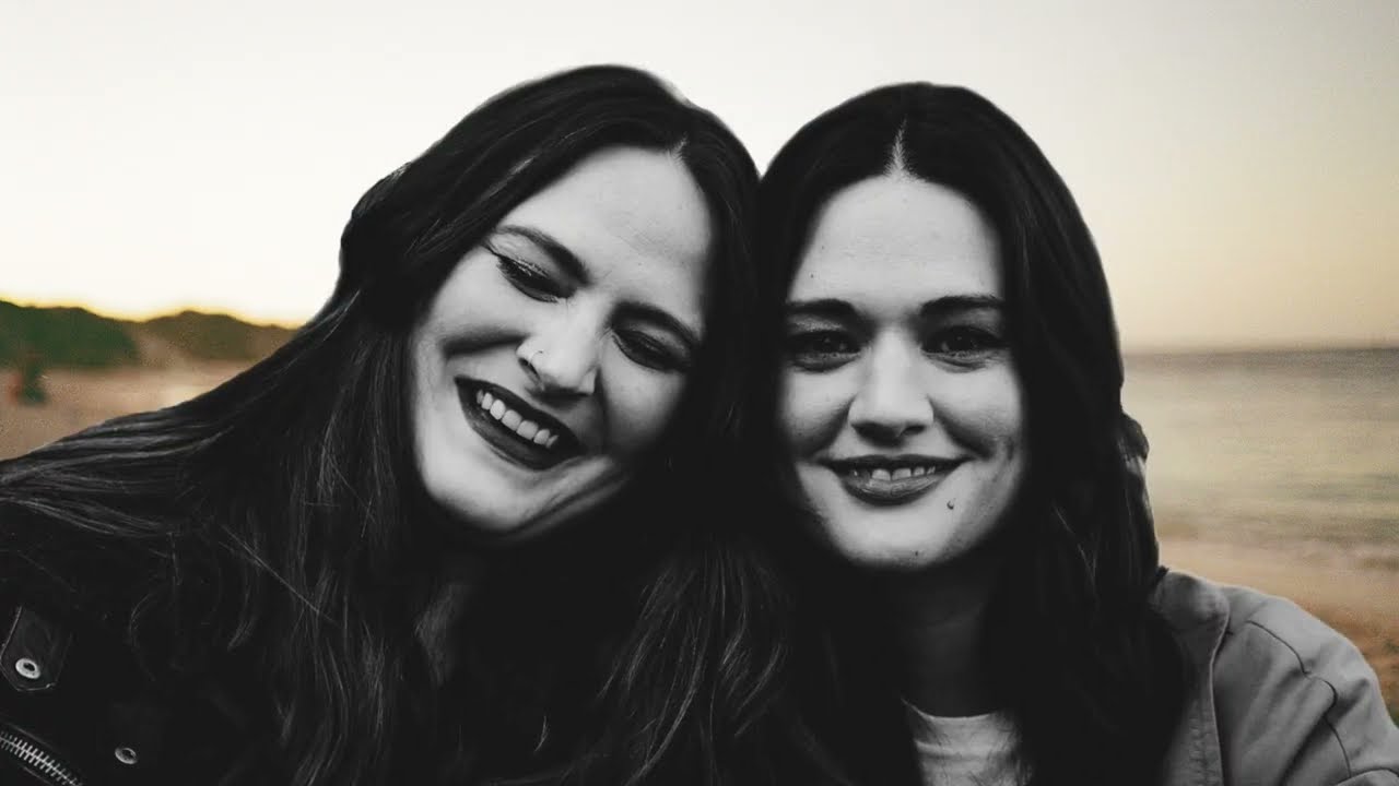 The Staves  - I'll Never Leave You Alone