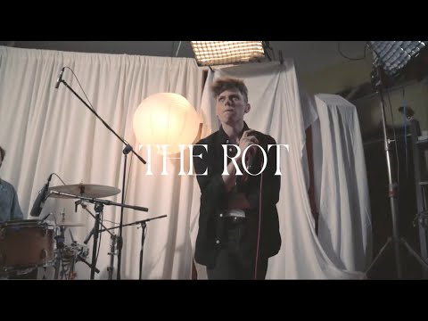 Chaz Cardigan - The Rot (Official Live Video)