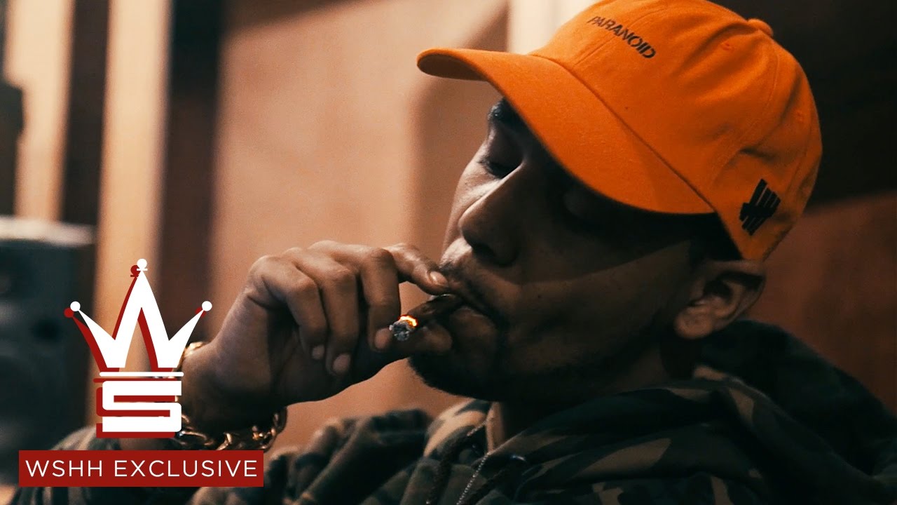 Juelz Santana "Up In The Studio Gettin Blown Freestyle" (WSHH Exclusive - Official Music Video)