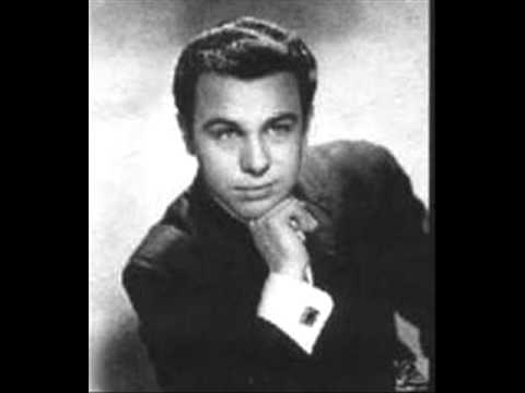 Ronnie Dio and the Red caps - An Angel is Missing (1961) .wmv