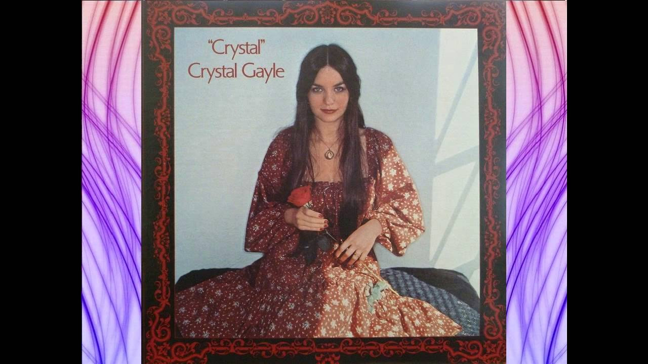 I'm Not So Far Away - Crystal Gayle [in HD]