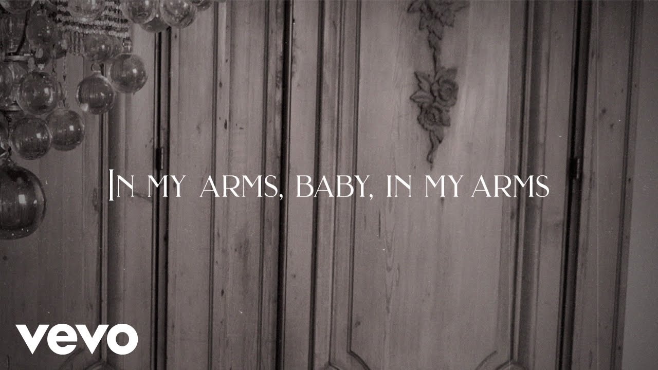 Glen Campbell, Brian Setzer - In My Arms (Lyric Video)