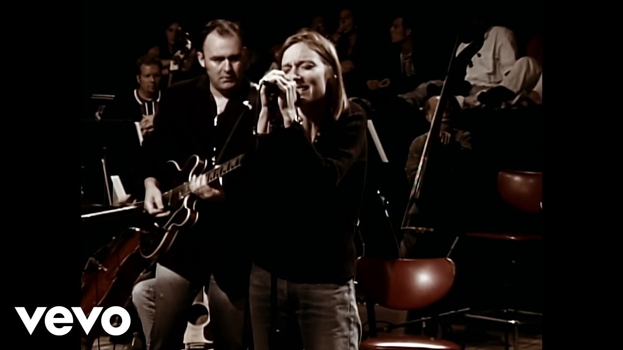 Portishead - All Mine (Live From The Roseland Ballroom NYC)