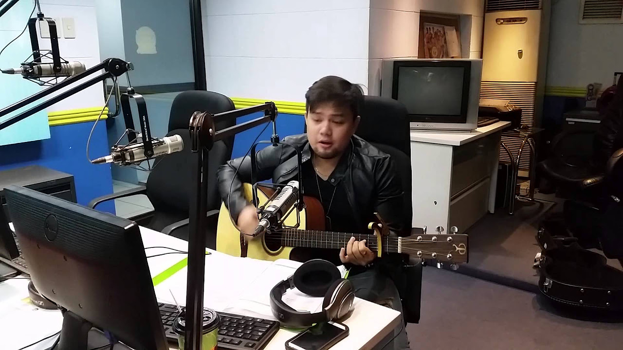 Michael Artita (Kaligta) - I Believe I Can Fly (excerpt of acoustic performance)