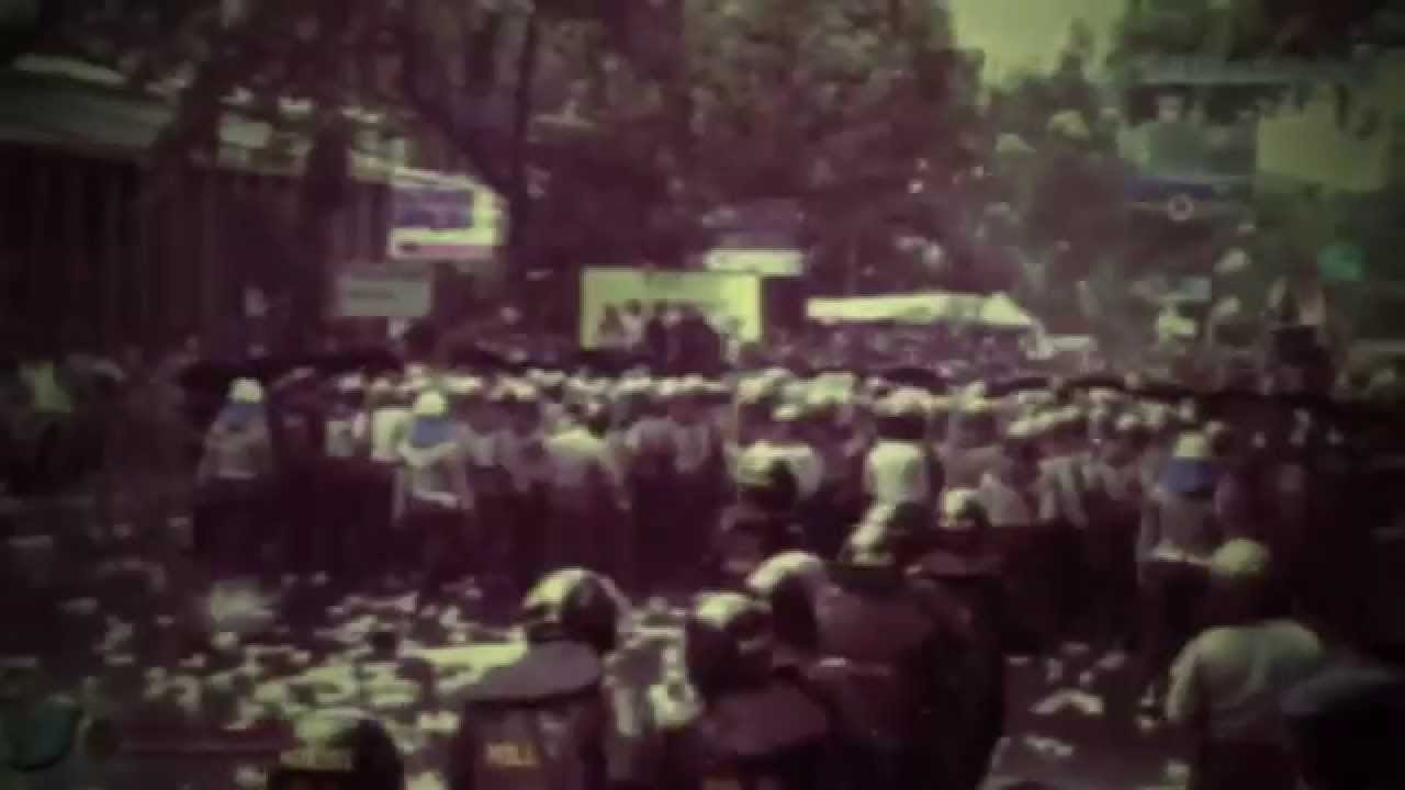 Orang-Orang di Kerumunan - FSTVLST HITS KITSCH - Official Video