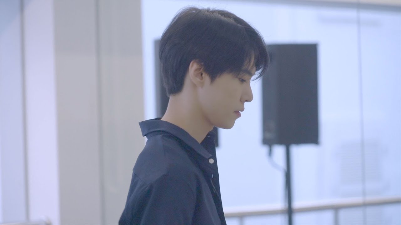 NCT DOYOUNG - Bazzi 'Mine' Cover