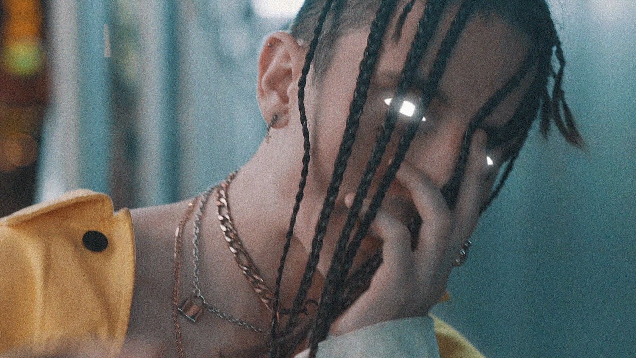 Chase Atlantic - LIKE A ROCKSTAR (Official Music Video)