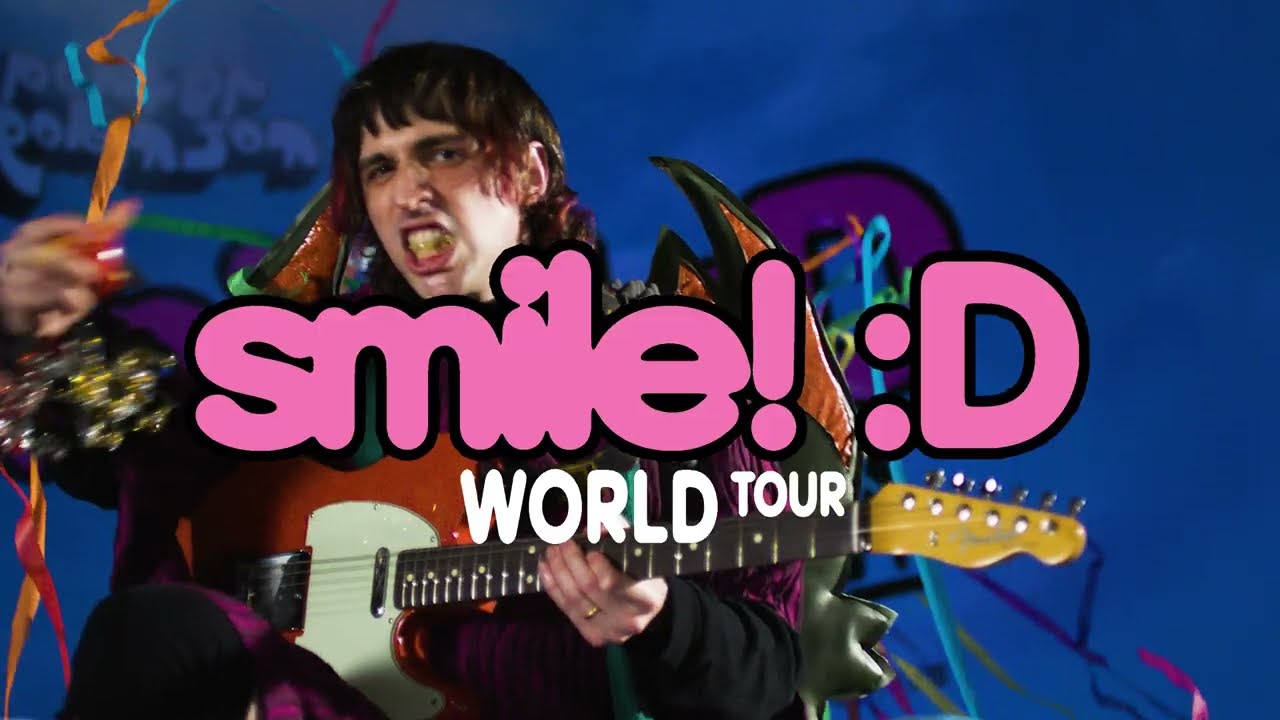 PORTER ROBINSON: ANNOUNCING THE "SMILE! :D WORLD TOUR"