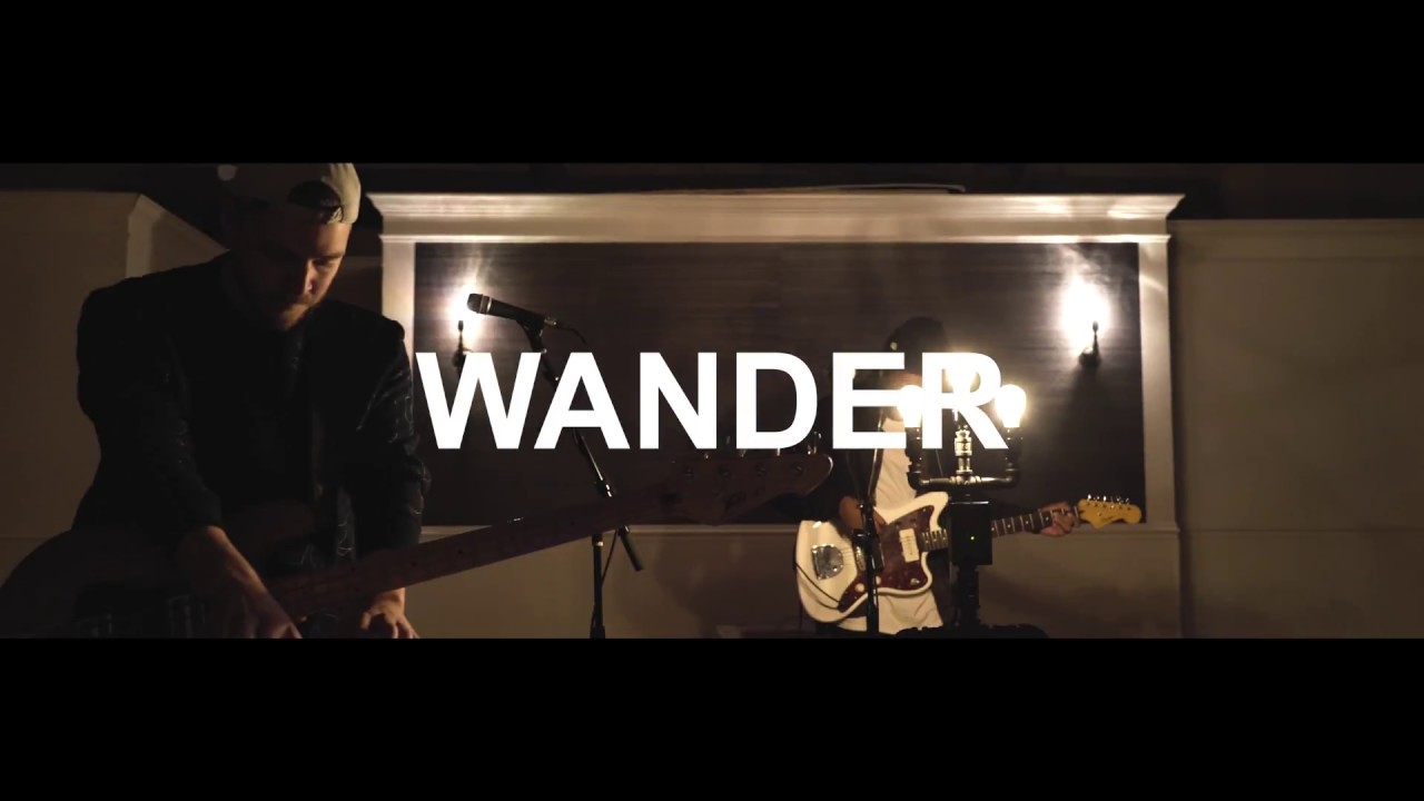 VEAUX - Wander (Live Performance)