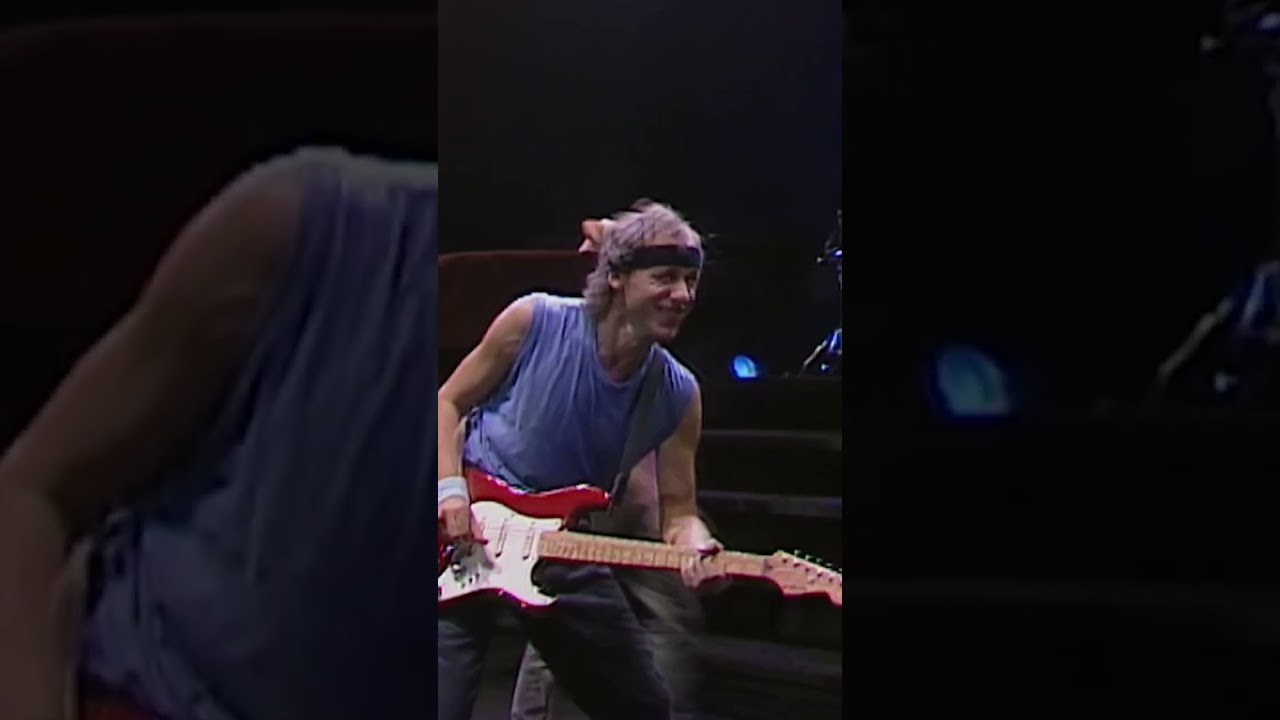 Dire Straits & Hank Marvin: 'Going Home (Theme From Local Hero)' (Live at Wembley 1985)