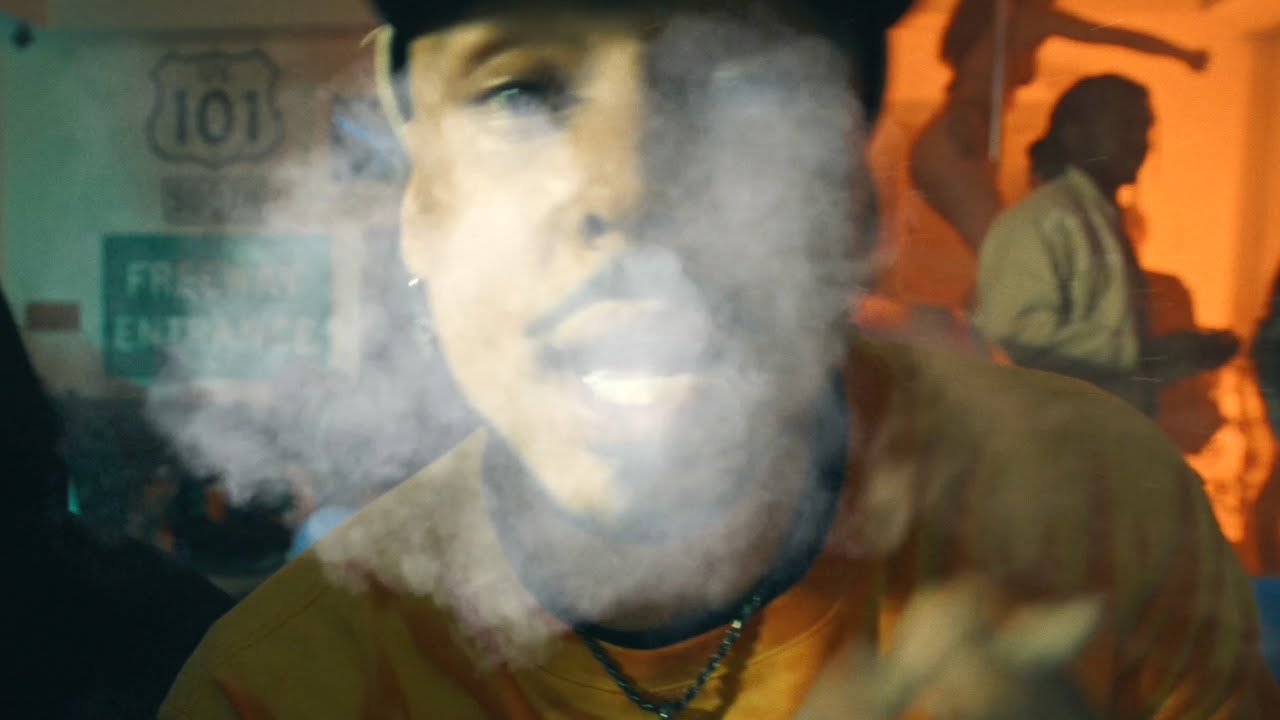 Quincy - SMQKE (SMOKE ANTHEM) [Official Video]